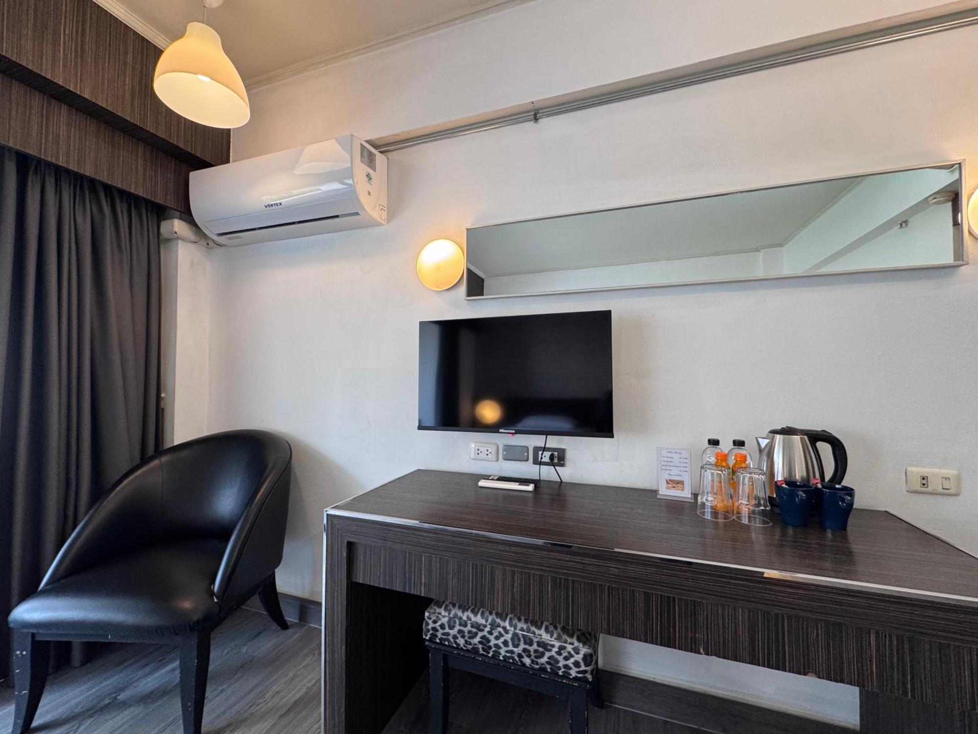 Hotel White Palace Bangkok