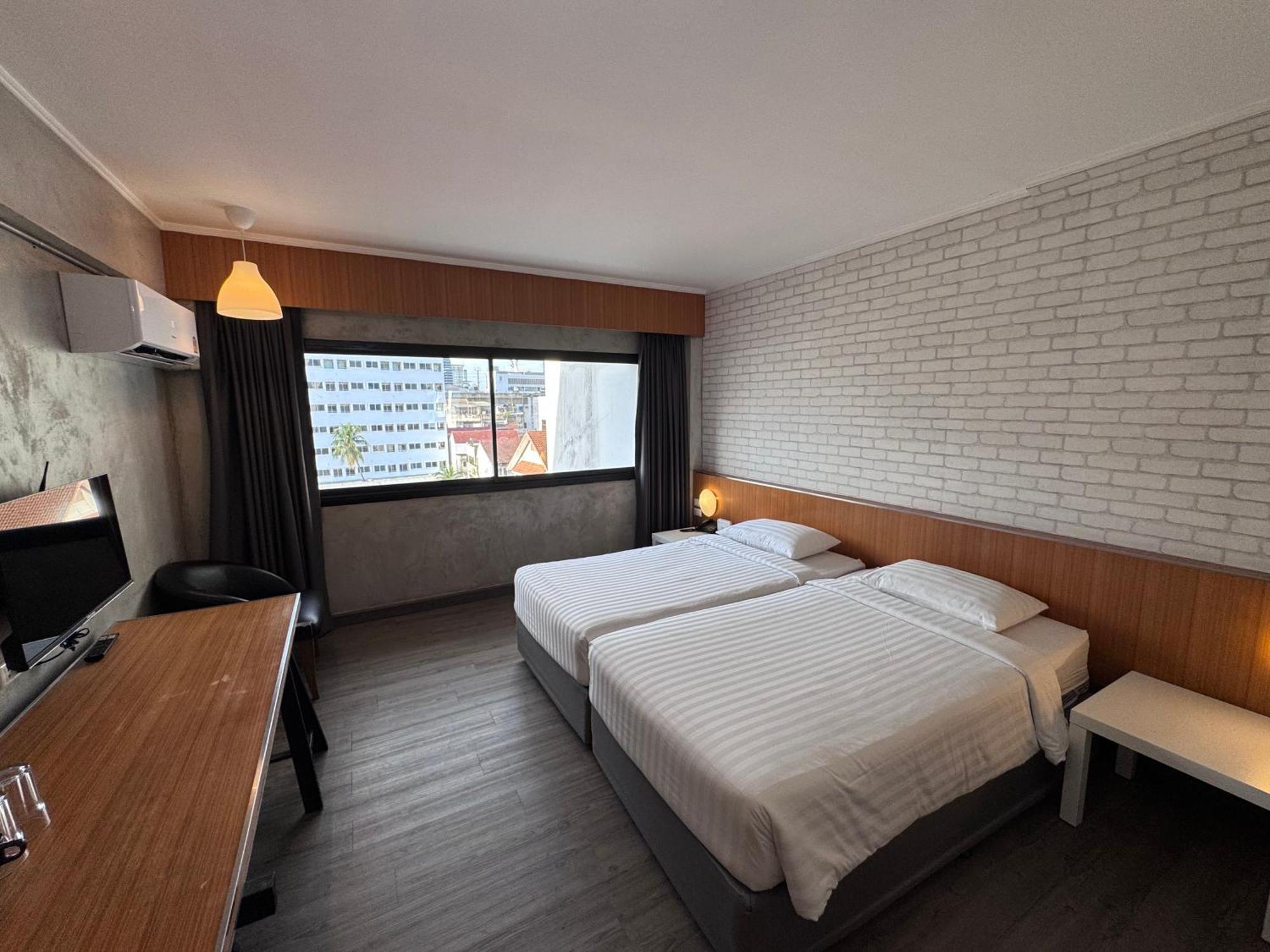 Hotel White Palace