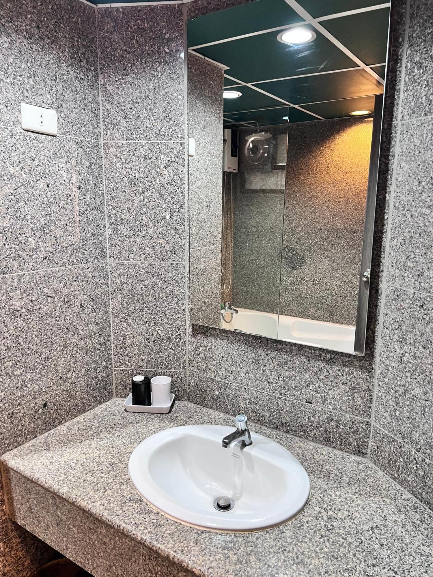 Hotel White Palace 3*