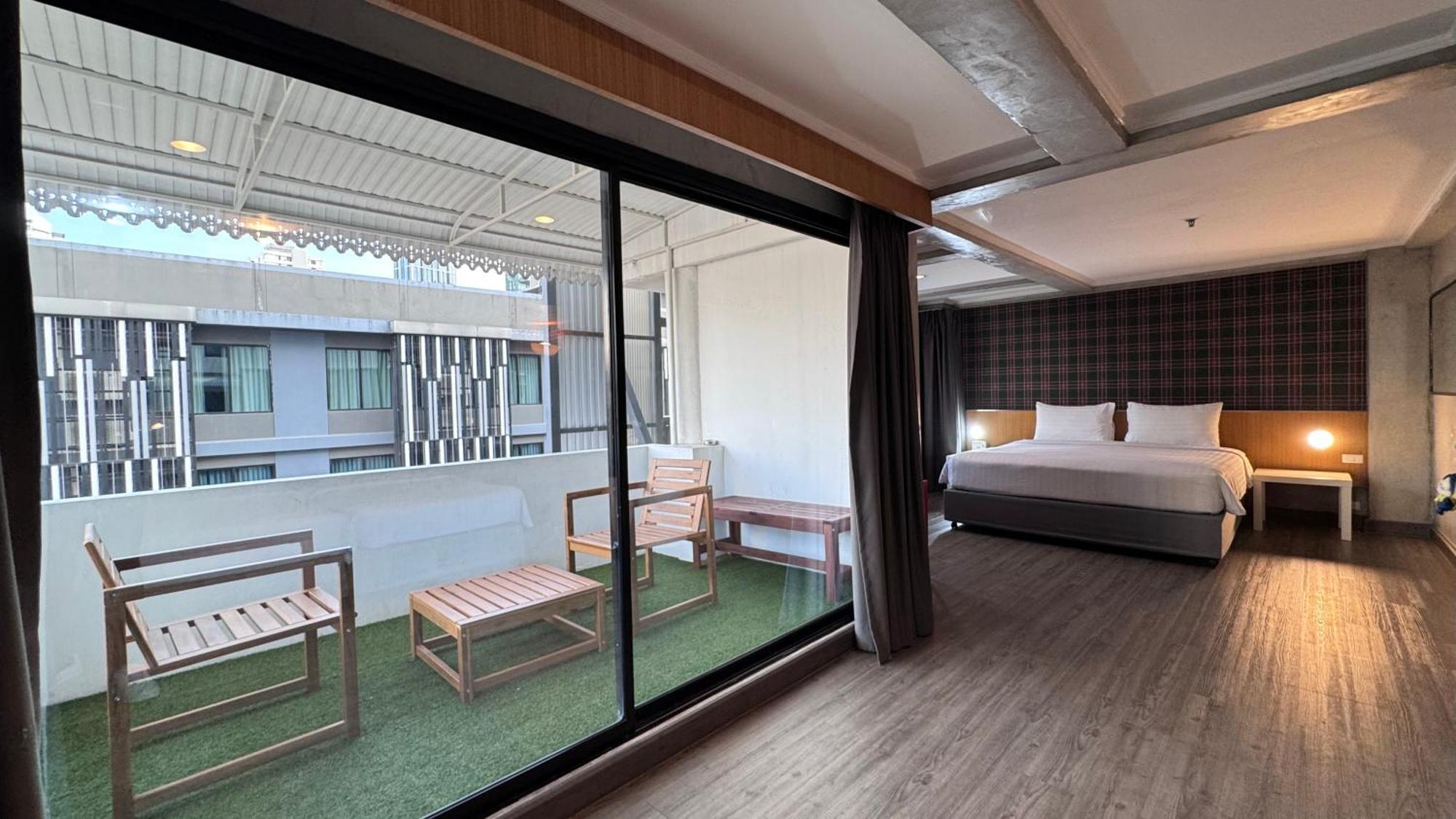 Hotel White Palace 3*